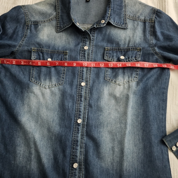 NWOTS! WOMENS LONG SLEEVE FADED JEAN SNAP CLOSURE SHIRT! SIZE MED! NWOTS! - Picture 10 of 10
